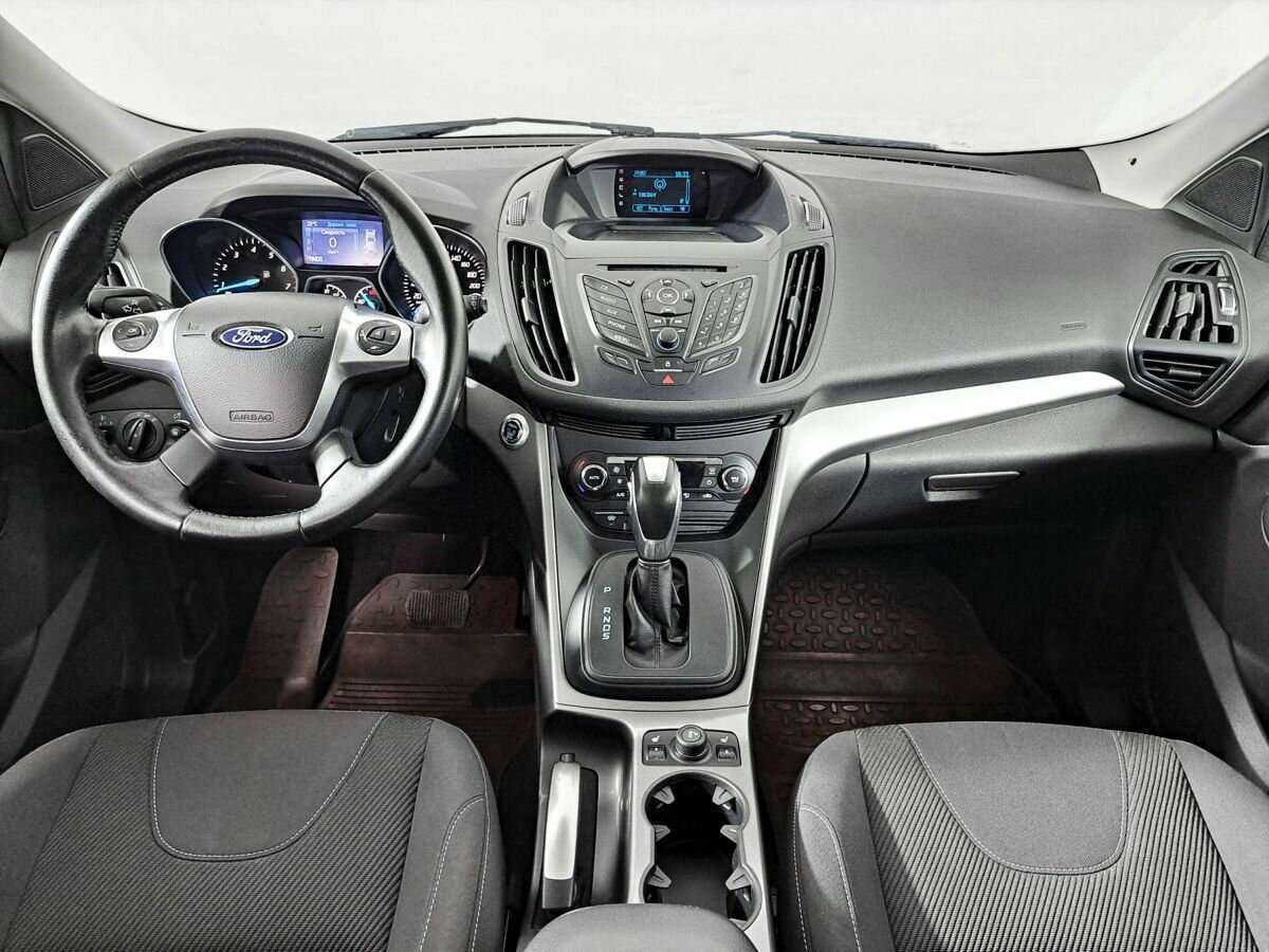 Купить Ford Kuga с пробегом. Фото: #11