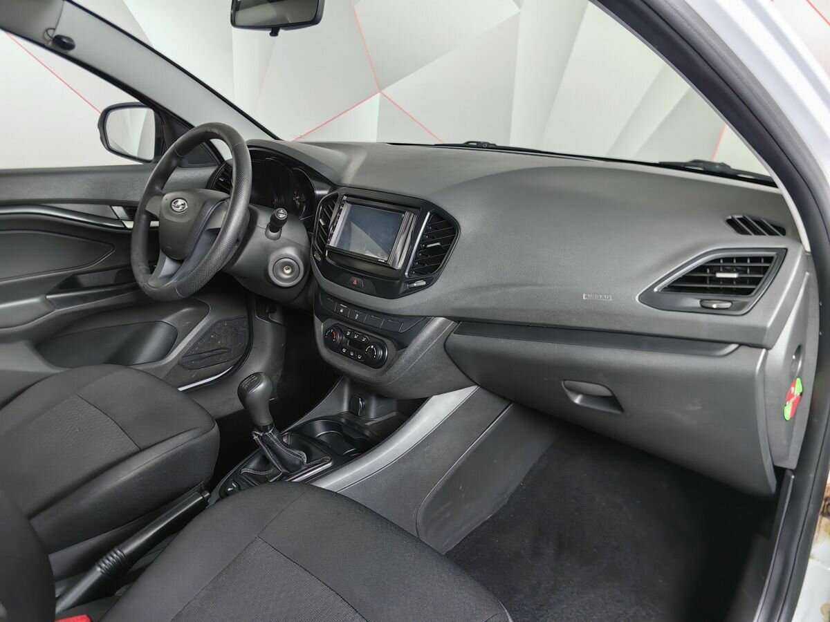 Купить Lada (ВАЗ) Vesta с пробегом. Фото: #7