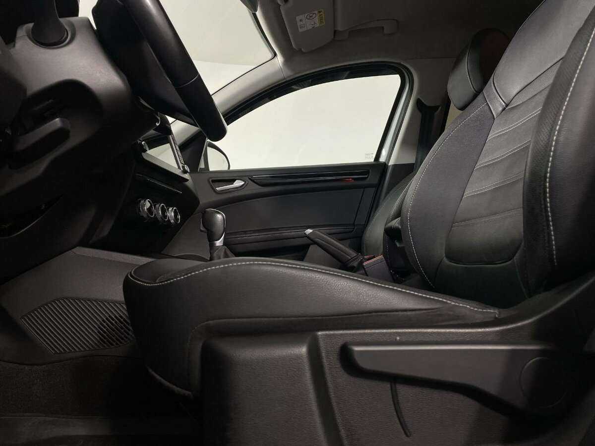 Купить Renault Arkana с пробегом. Фото: #9