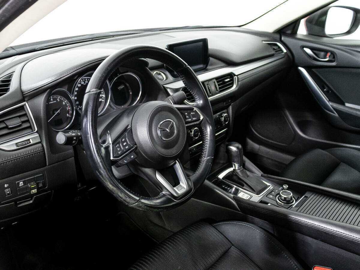 Купить Mazda 6 с пробегом. Фото: #10