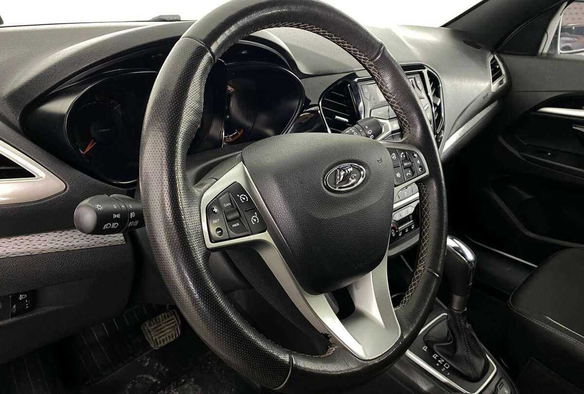 Купить Lada (ВАЗ) Vesta с пробегом. Фото: #12