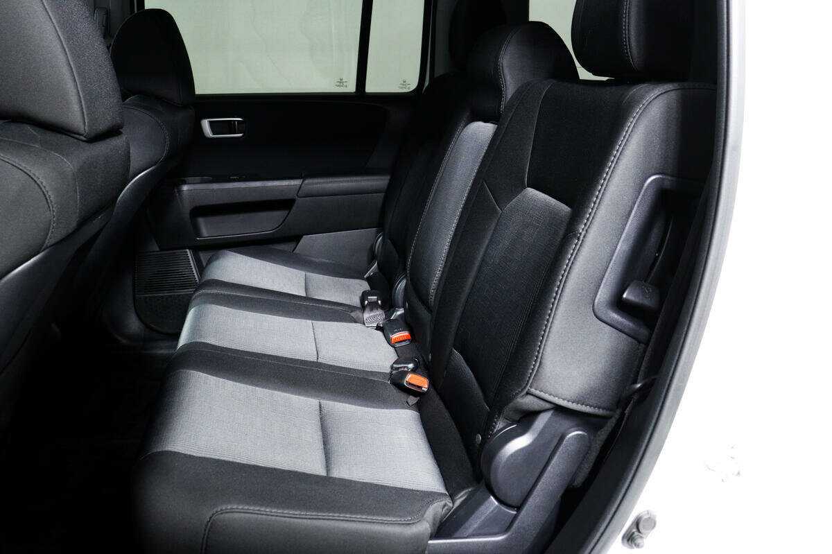 Купить Honda Pilot с пробегом. Фото: #10