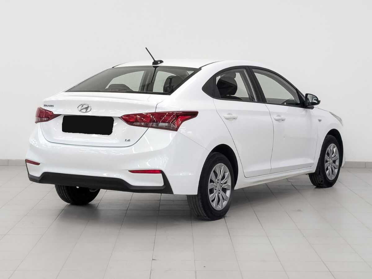 Купить Hyundai Solaris с пробегом. Фото: #4