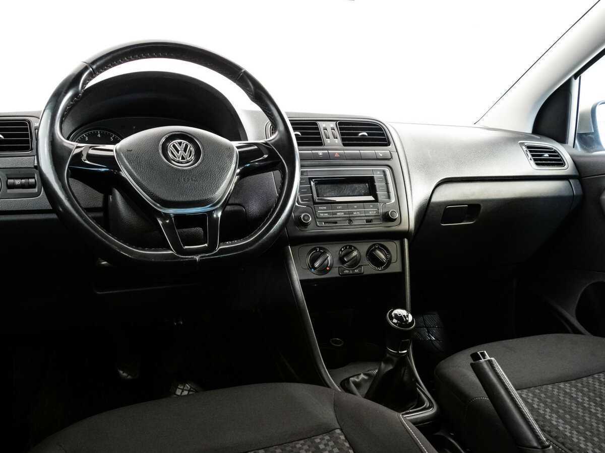 Купить Volkswagen Polo с пробегом. Фото: #8