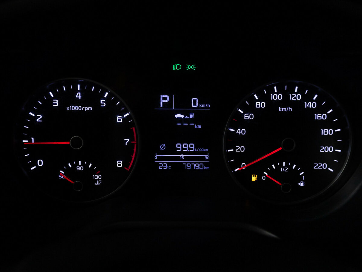 Купить Kia Rio с пробегом. Фото: #11