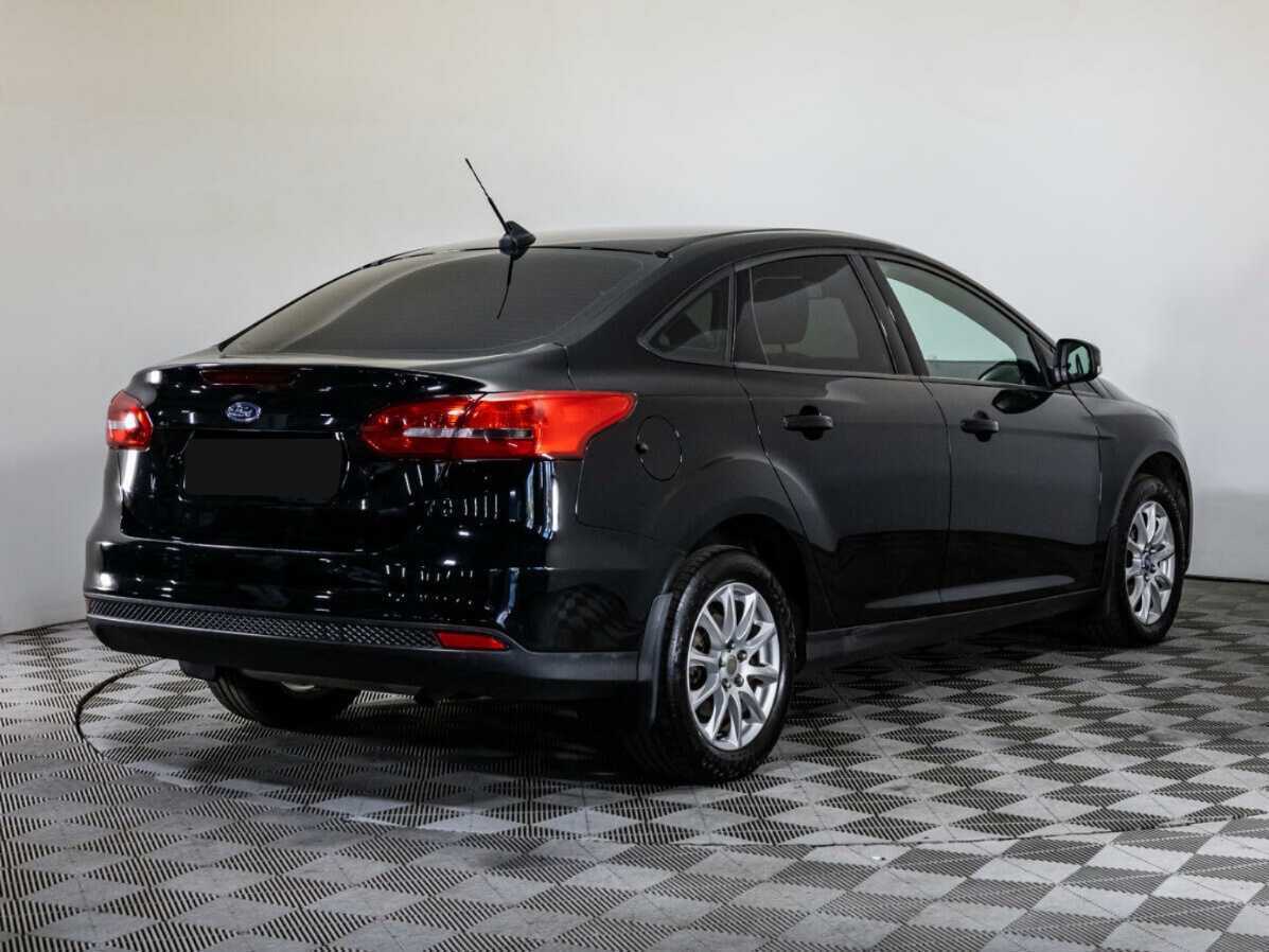 Купить Ford Focus с пробегом. Фото: #3