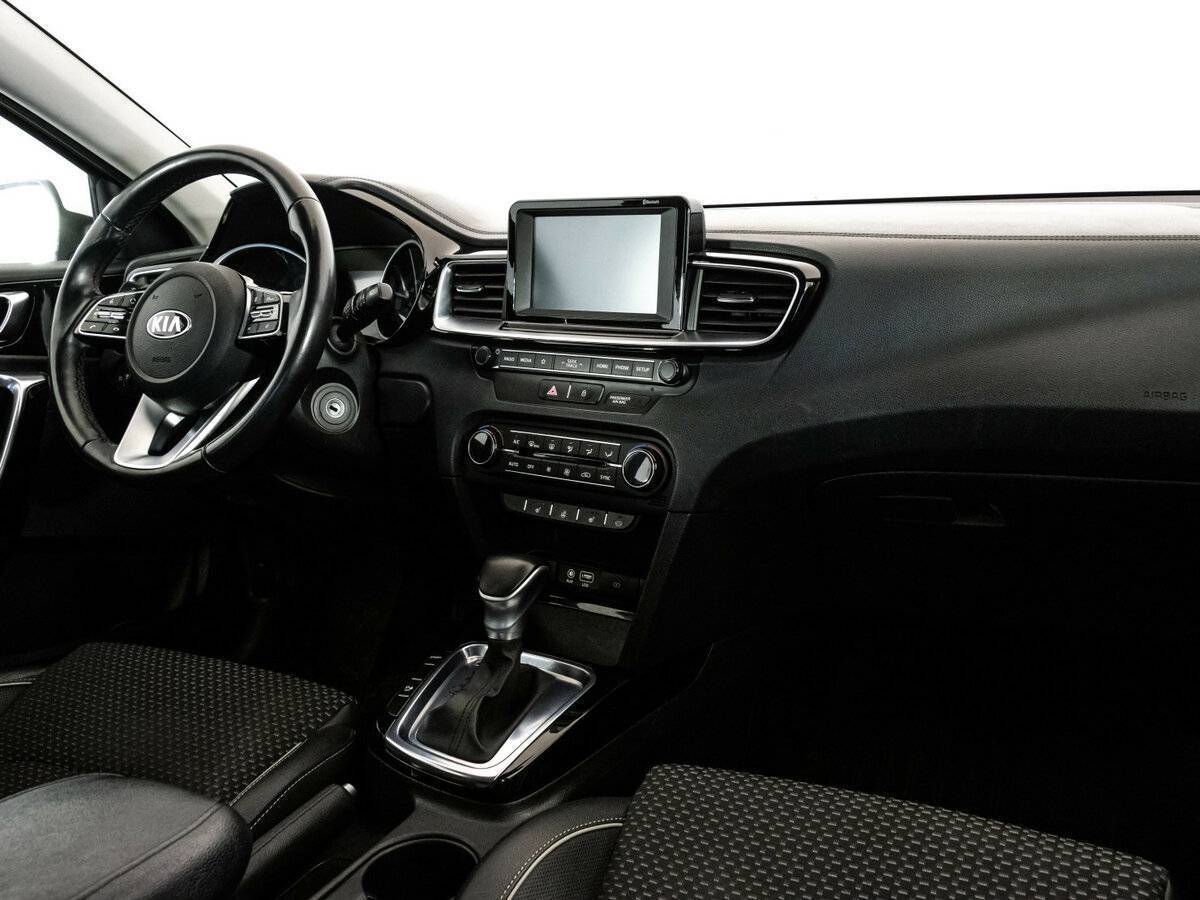 Купить Kia Ceed с пробегом. Фото: #6