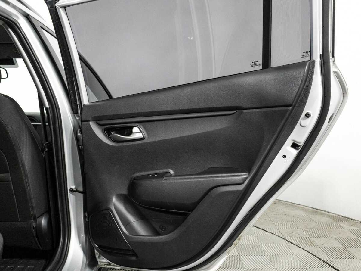 Купить Kia Rio с пробегом. Фото: #25