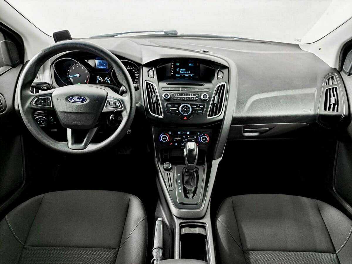 Купить Ford Focus с пробегом. Фото: #11