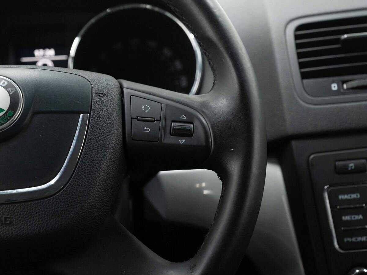 Купить Skoda Yeti с пробегом. Фото: #14