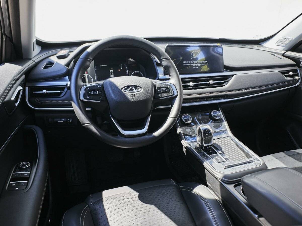 Купить Chery Tiggo 8 с пробегом. Фото: #9