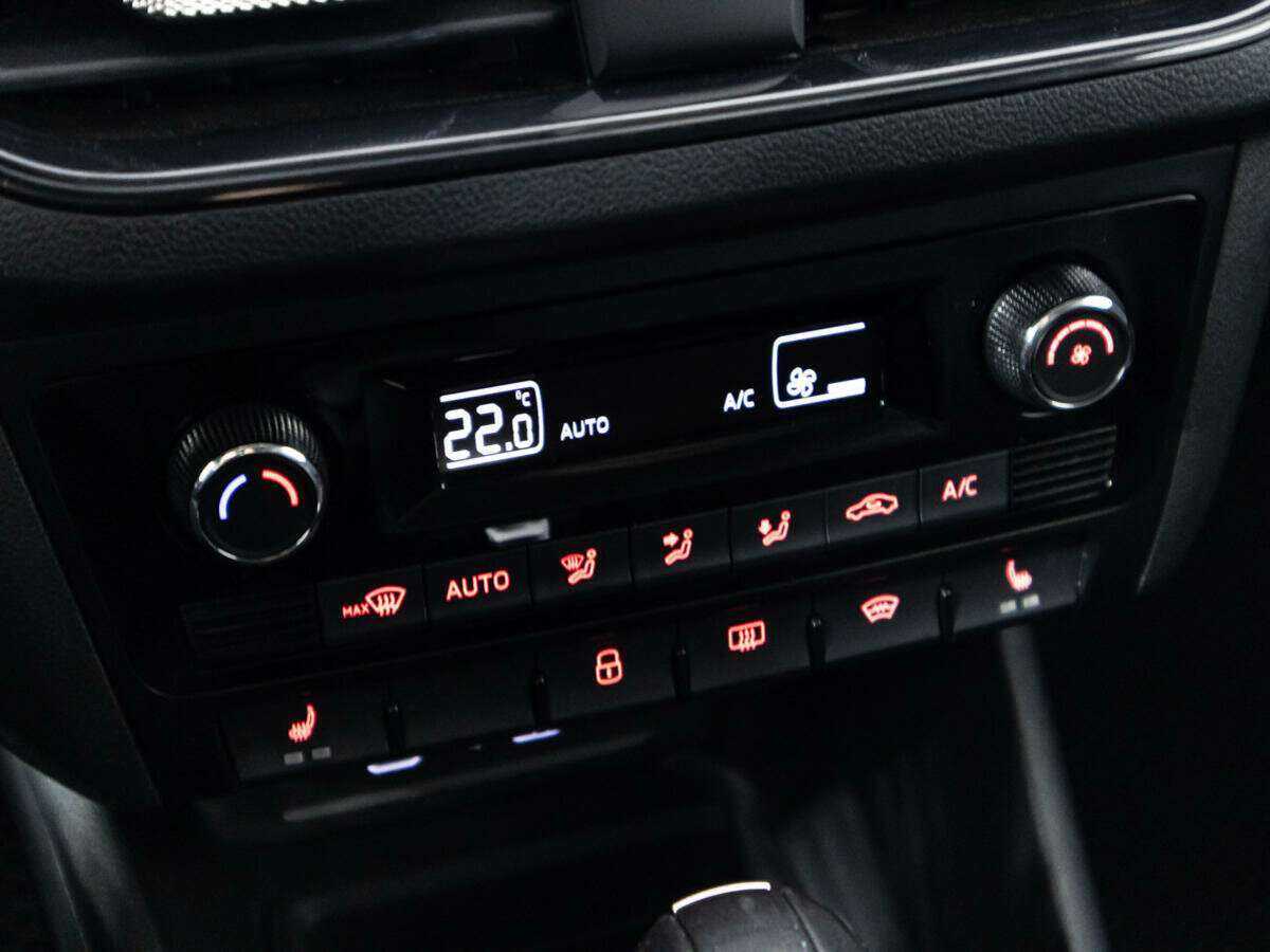 Купить Volkswagen Polo с пробегом. Фото: #14