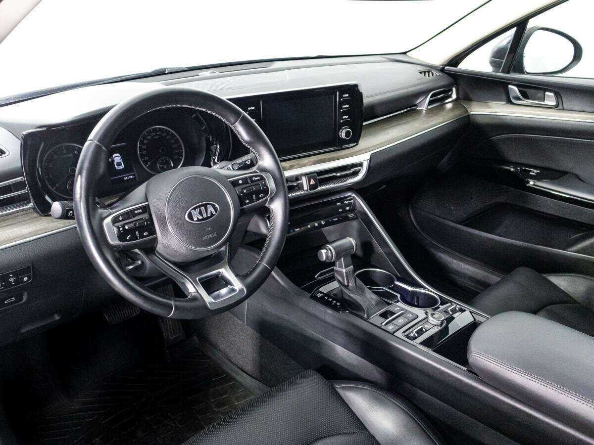 Купить Kia K5 с пробегом. Фото: #10