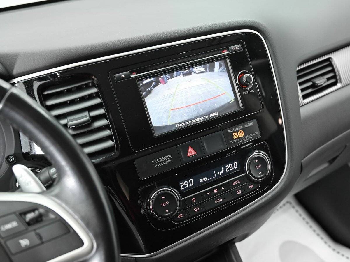 Купить Mitsubishi Outlander с пробегом. Фото: #10