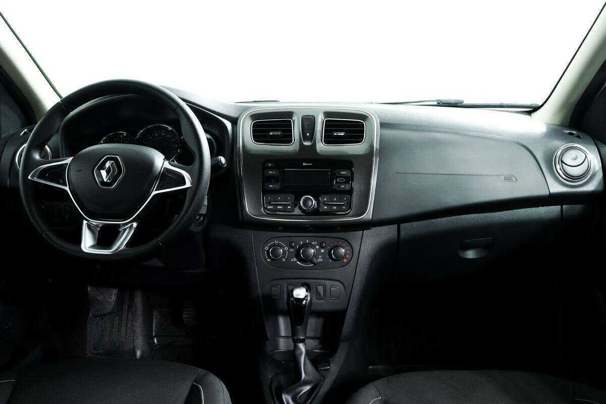 Купить Renault Logan с пробегом. Фото: #10