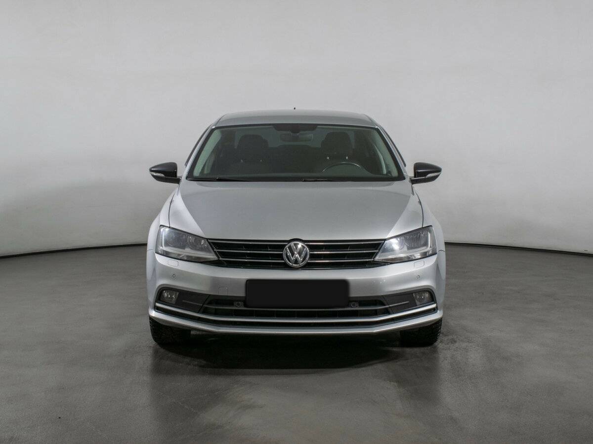 Купить Volkswagen Jetta с пробегом. Фото: #1