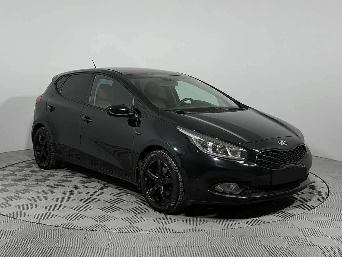 Купить Kia Ceed с пробегом. Фото: #2