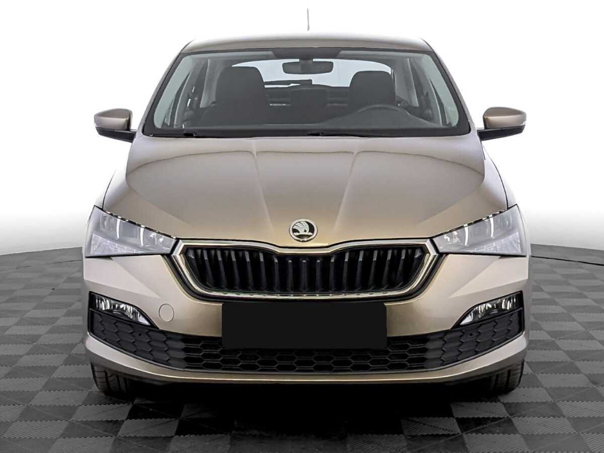 Купить Skoda Rapid с пробегом. Фото: #1