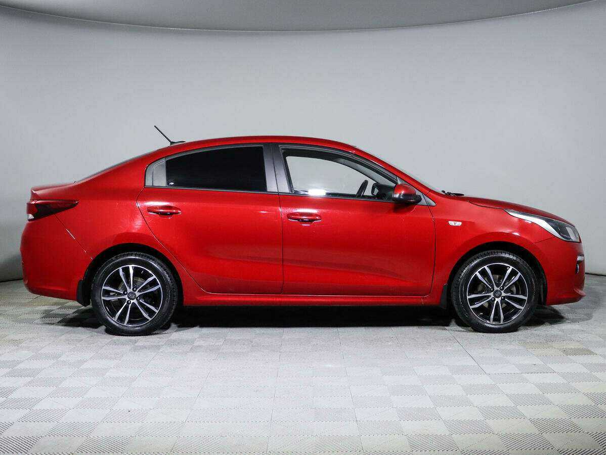 Купить Kia Rio с пробегом. Фото: #3