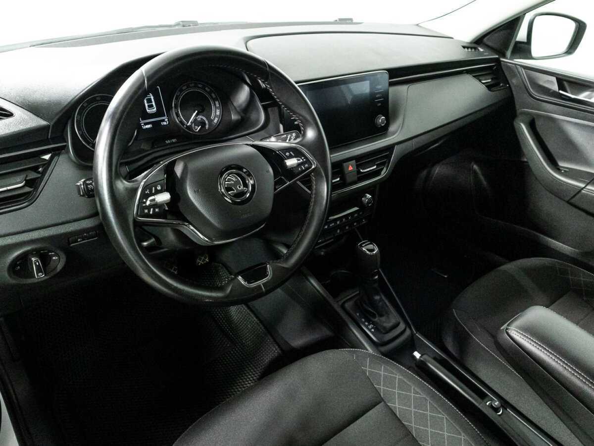 Купить Skoda Rapid с пробегом. Фото: #10