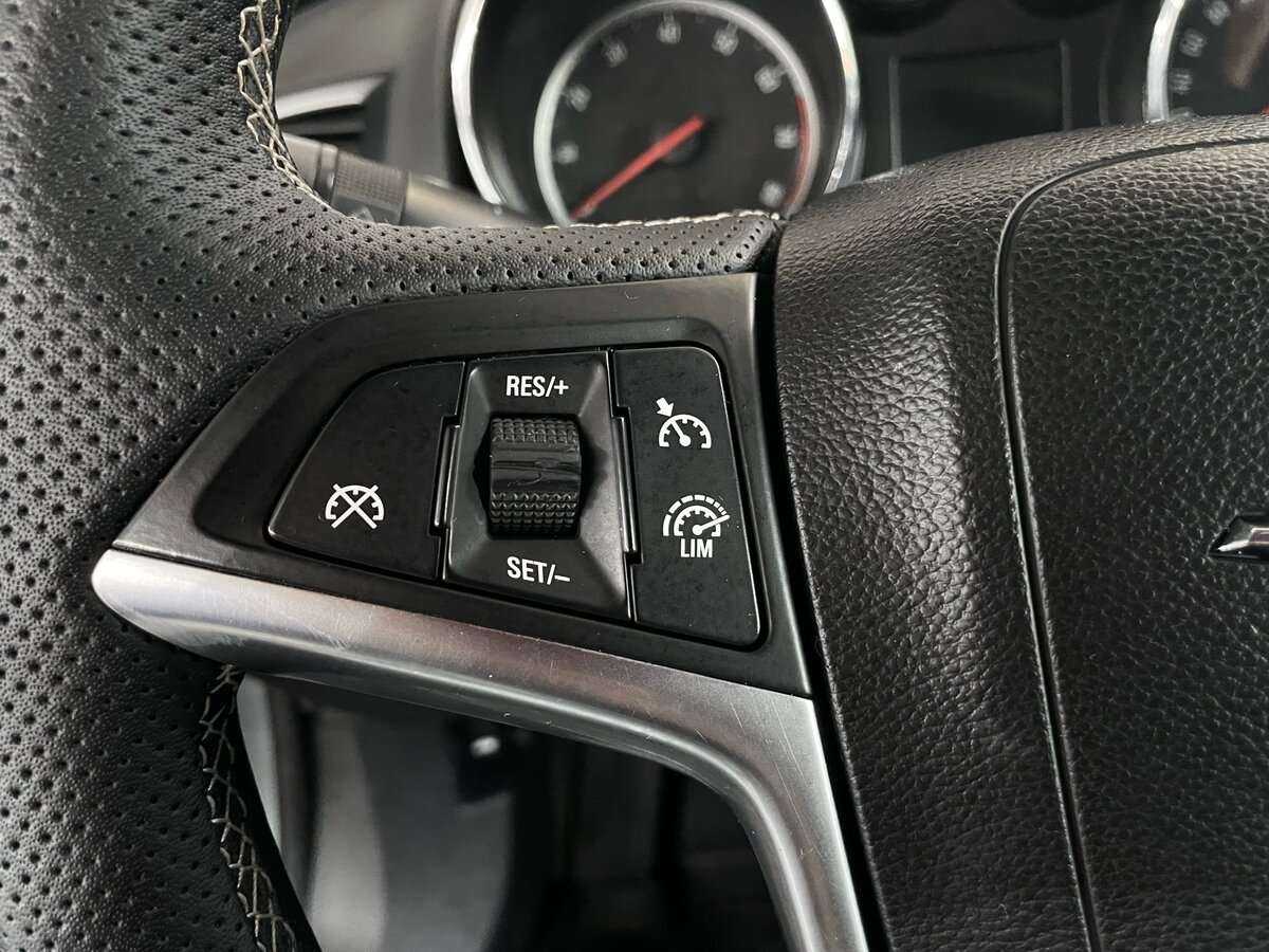 Купить Opel Astra с пробегом. Фото: #8