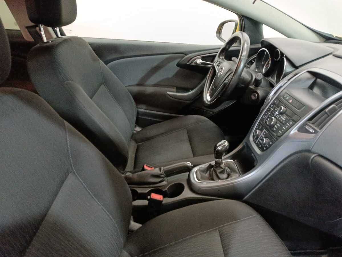 Купить Opel Astra с пробегом. Фото: #8