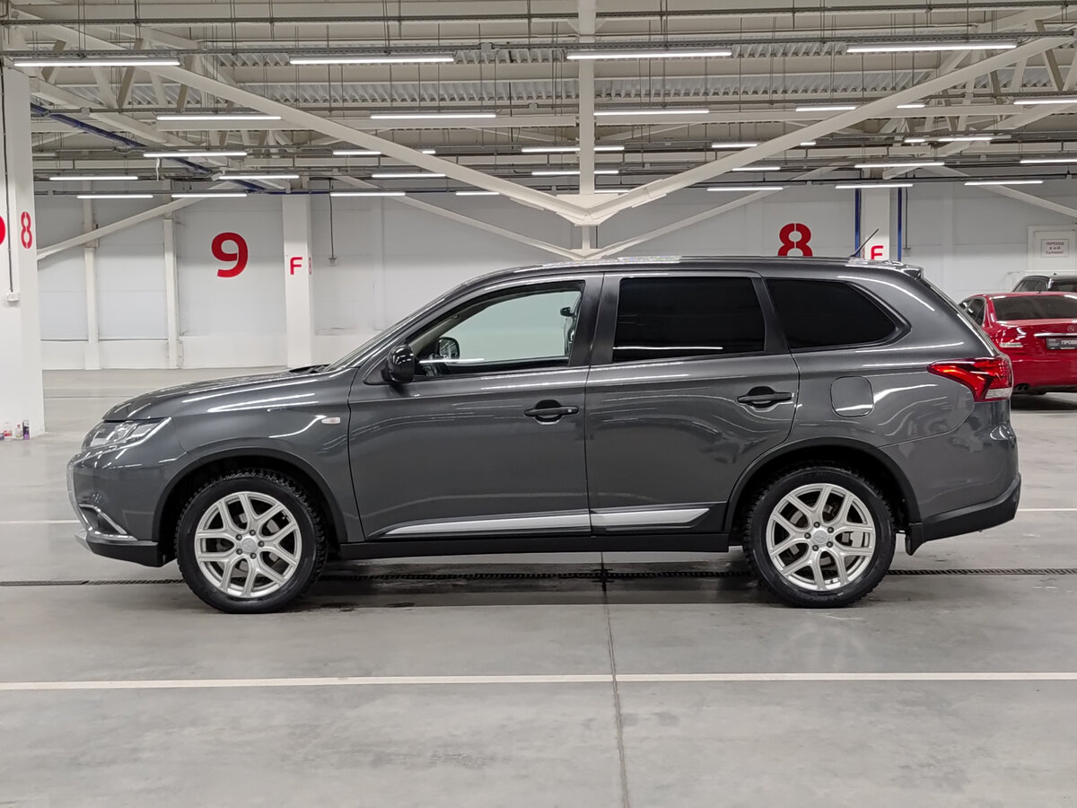 Купить Mitsubishi Outlander с пробегом. Фото: #7