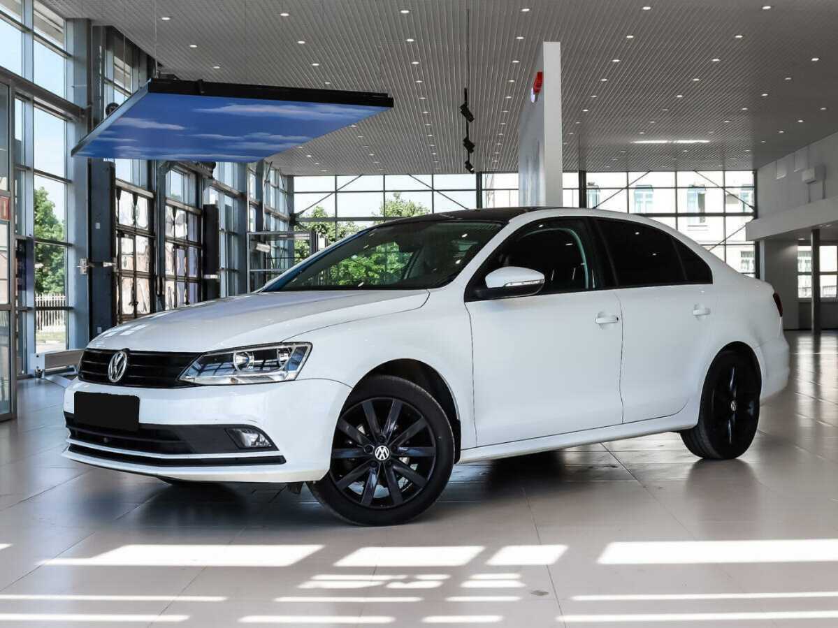 Купить Volkswagen Jetta с пробегом. Посмотреть фото