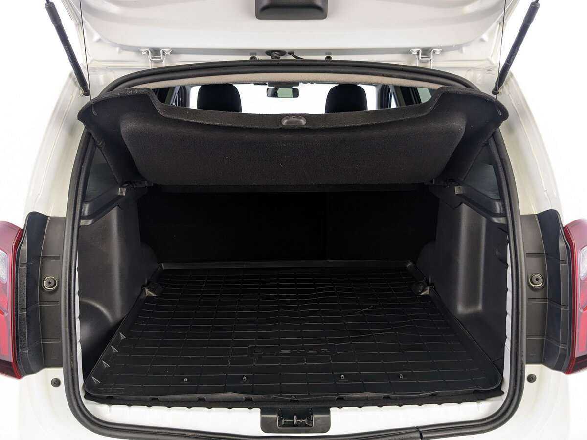 Купить Renault Duster с пробегом. Фото: #8