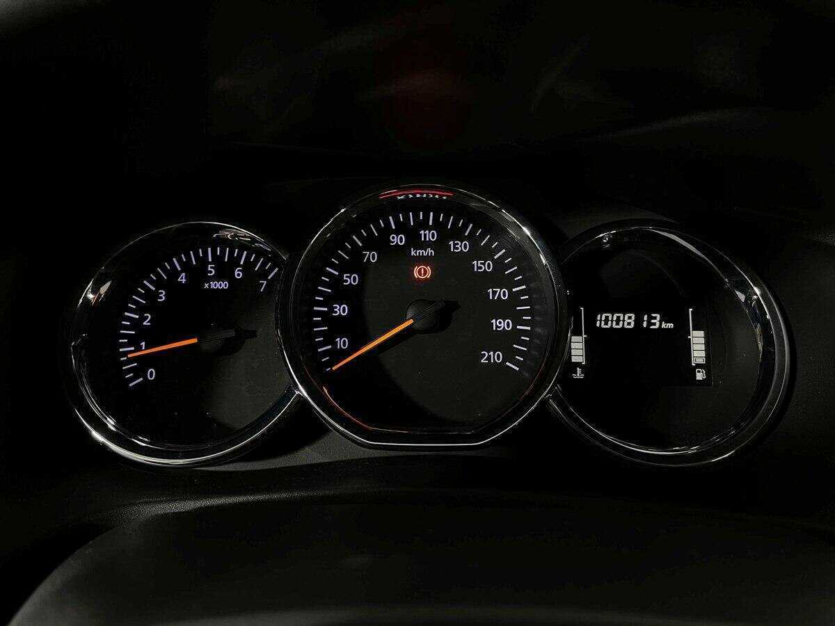 Купить Renault Logan с пробегом. Фото: #10