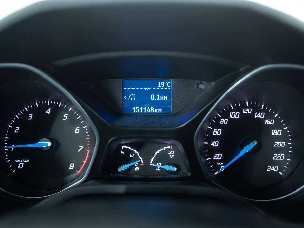 Купить Ford Focus с пробегом. Фото: #8