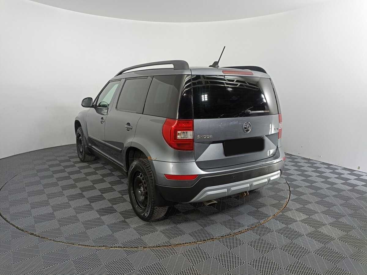 Купить Skoda Yeti с пробегом. Фото: #6