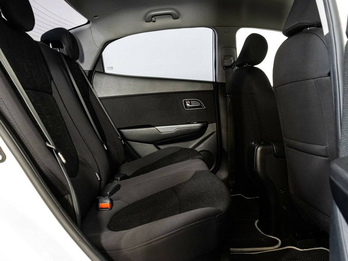 Купить Kia Rio с пробегом. Фото: #11