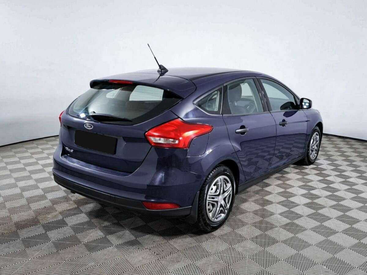 Купить Ford Focus с пробегом. Фото: #4