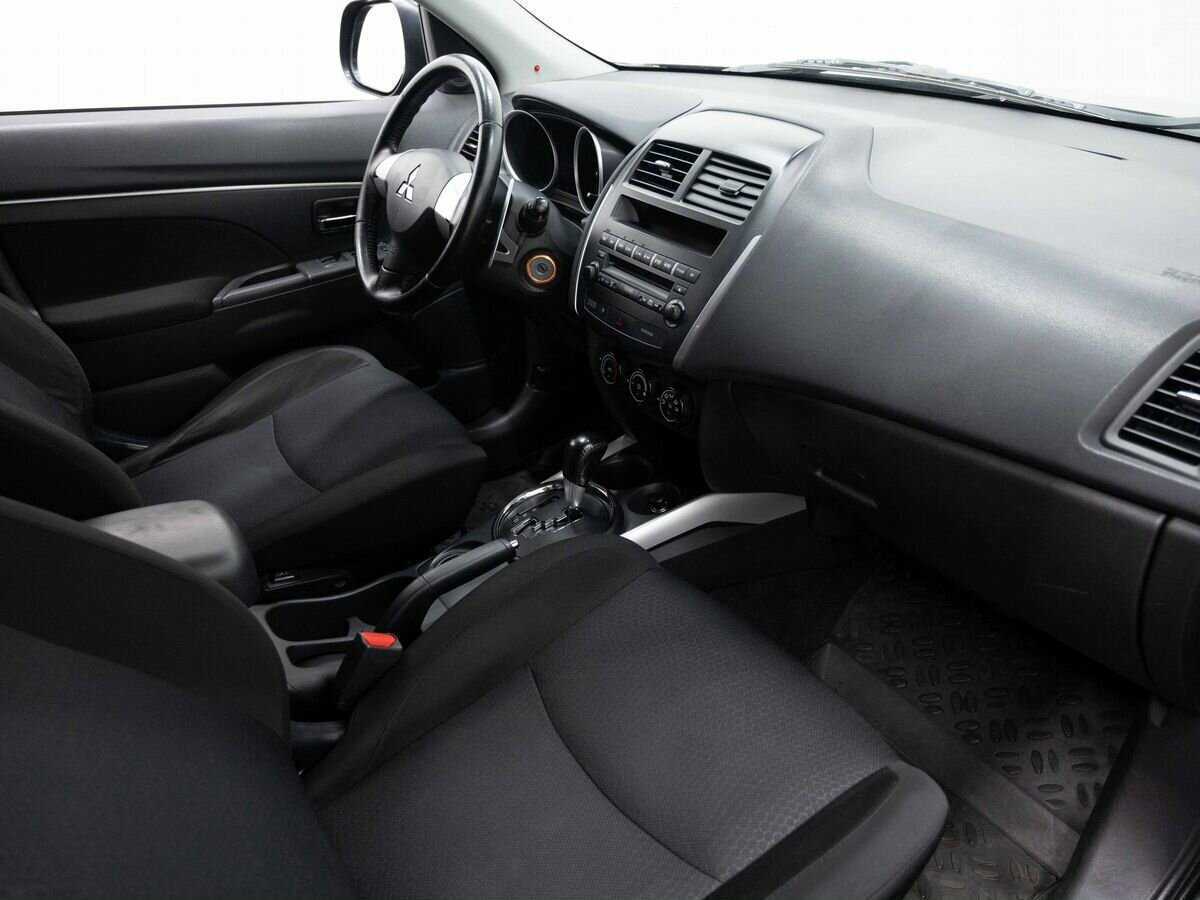 Купить Mitsubishi ASX с пробегом. Фото: #10