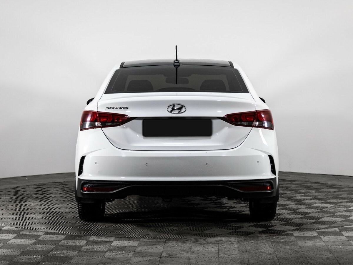 Купить Hyundai Solaris с пробегом. Фото: #4