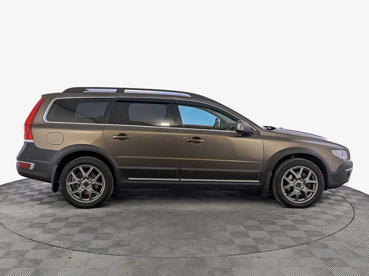 Купить Volvo XC70 с пробегом. Фото: #3