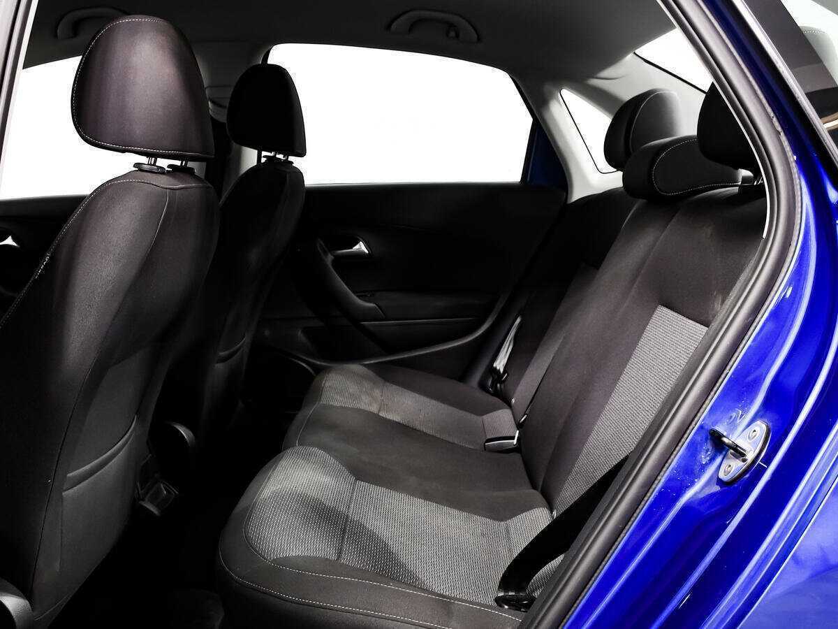 Купить Volkswagen Polo с пробегом. Фото: #11