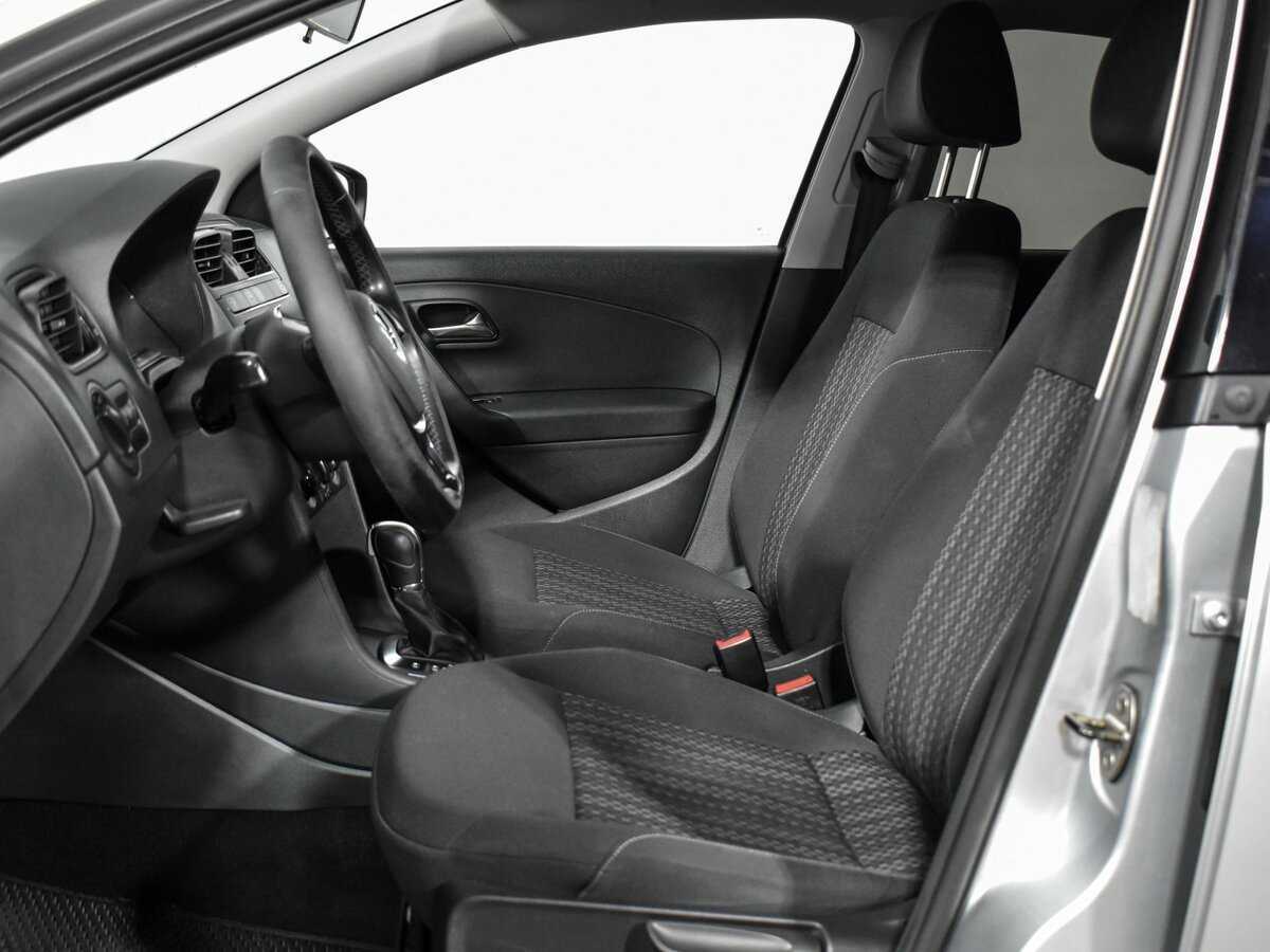 Купить Volkswagen Polo с пробегом. Фото: #9