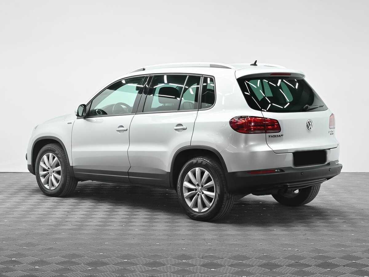 Купить Volkswagen Tiguan с пробегом. Фото: #2