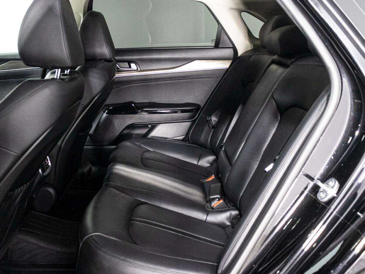 Купить Kia K5 с пробегом. Фото: #9