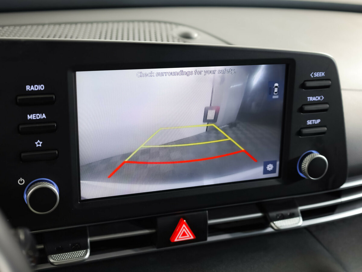 Купить Hyundai Elantra с пробегом. Фото: #11