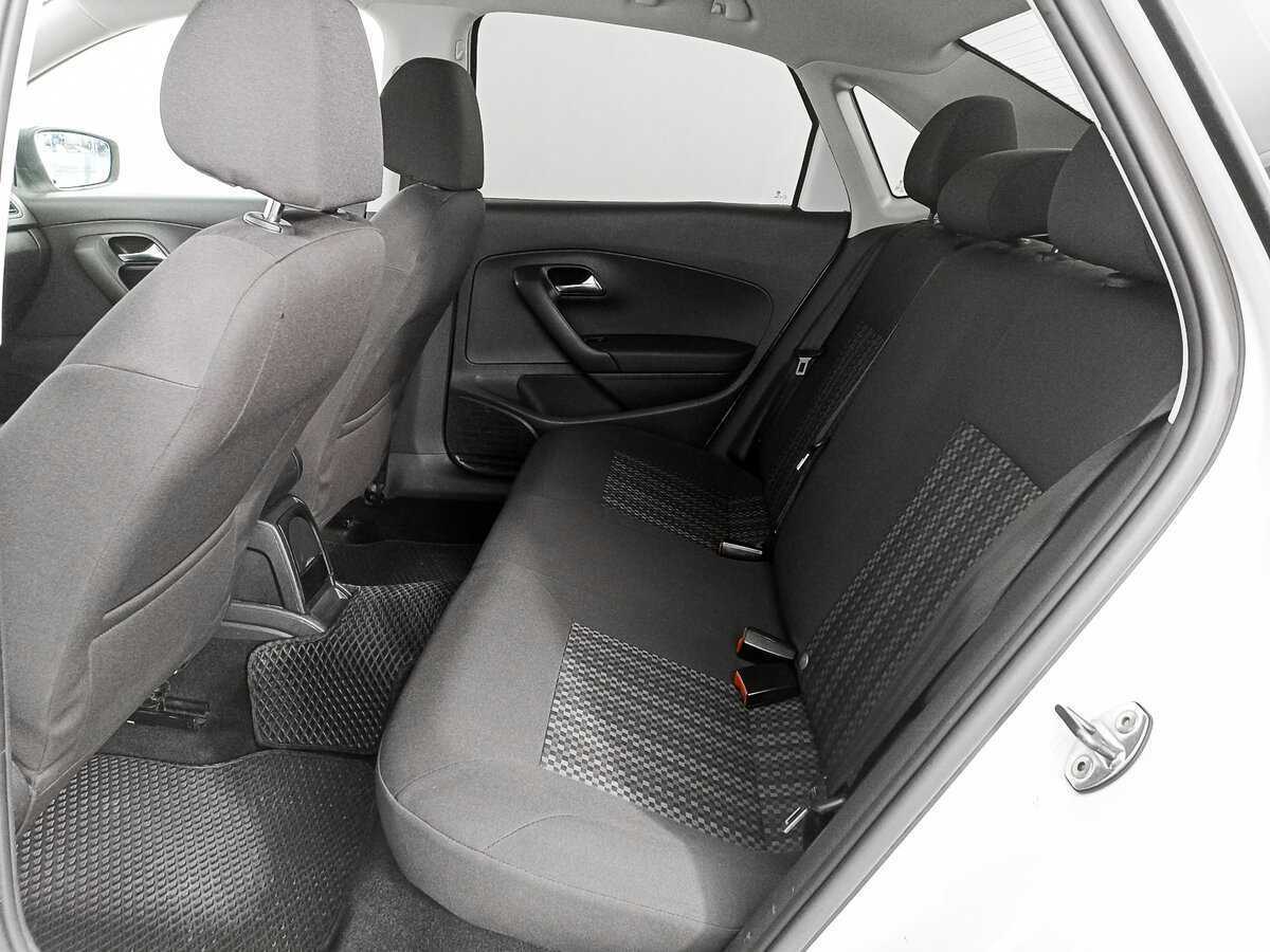 Купить Volkswagen Polo с пробегом. Фото: #9