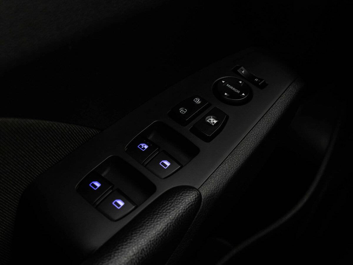 Купить Hyundai Solaris с пробегом. Фото: #12