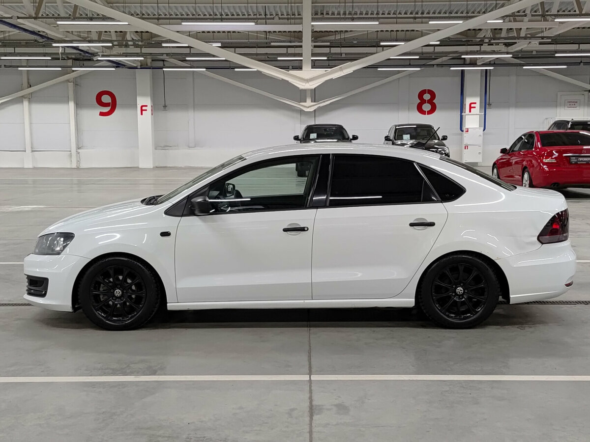 Купить Volkswagen Polo с пробегом. Фото: #7