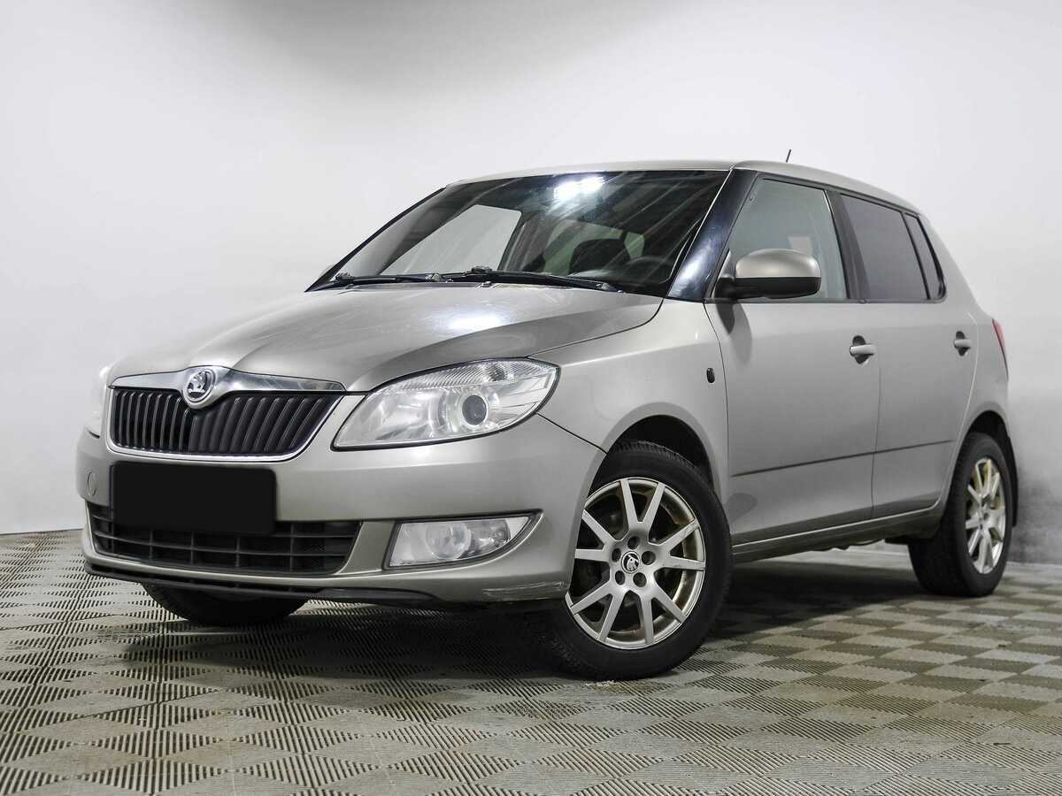 Купить Skoda Fabia с пробегом. Фото: #0