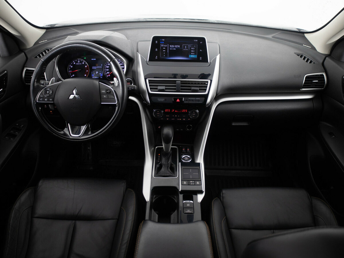 Купить Mitsubishi Eclipse Cross с пробегом. Фото: #6