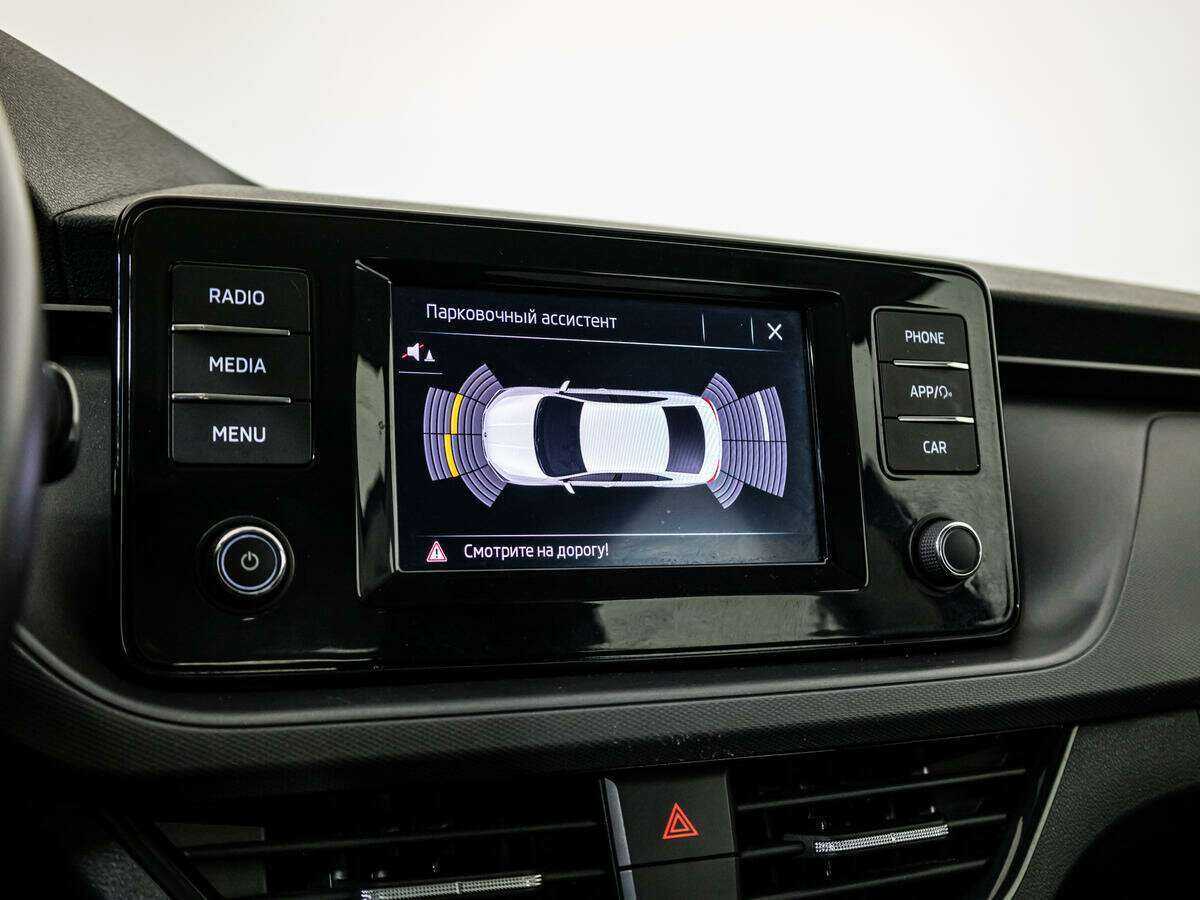 Купить Skoda Rapid с пробегом. Фото: #16