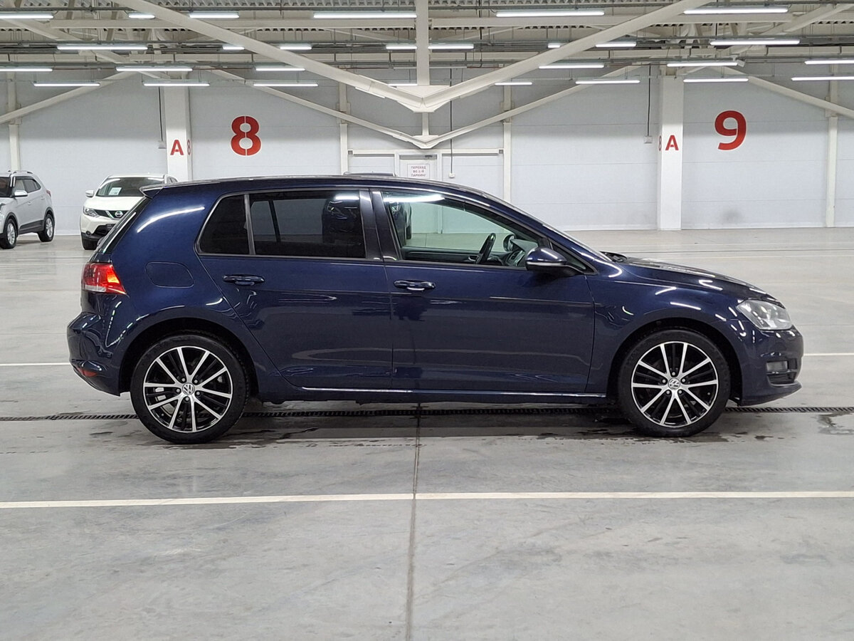 Купить Volkswagen Golf с пробегом. Фото: #3