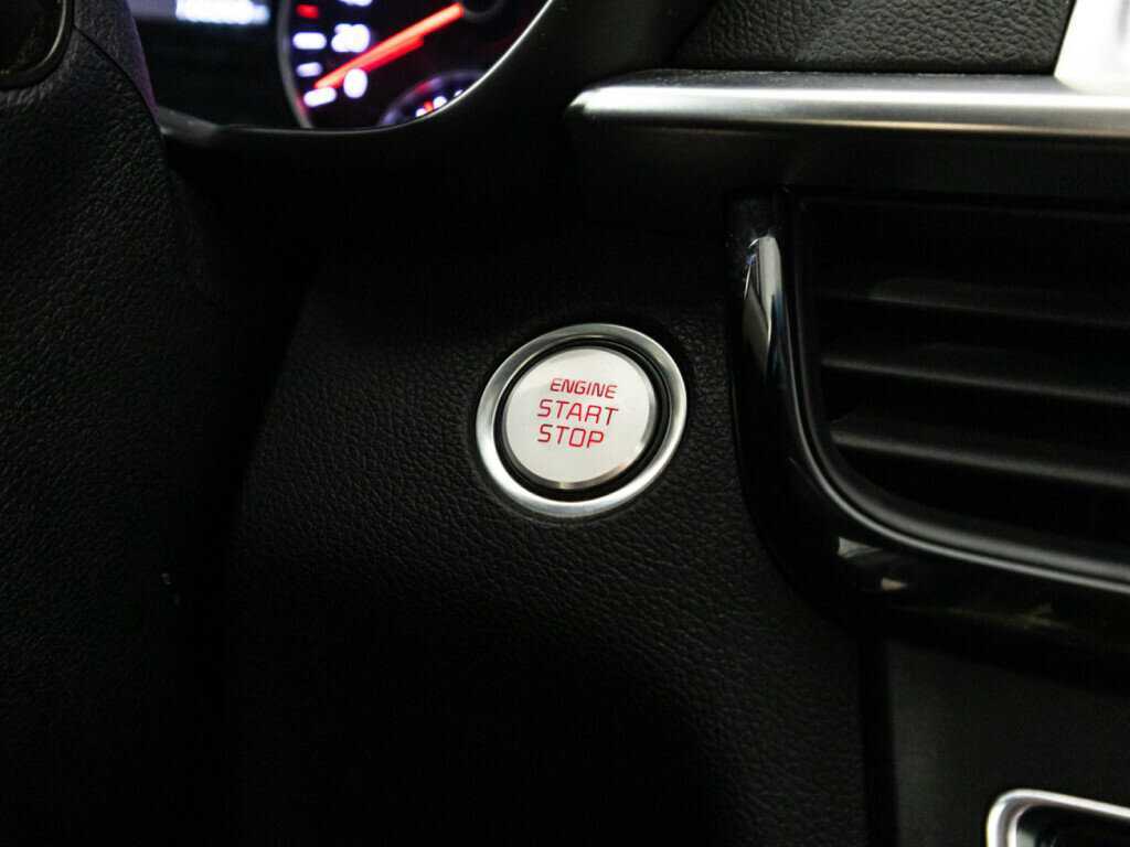 Купить Kia Optima с пробегом. Фото: #19